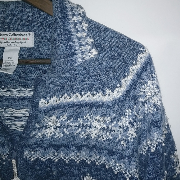 Heirloom Christmas XL Blue Snowflake Sweater Plus Petite - Picture 4 of 9